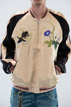 Cargar imagen en el visor de la galería, Sukajan Japanese Jacket Satin Reversible Goldfish Bwol