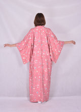 Cargar imagen en el visor de la galería, Kimono Vintage Woman Pink