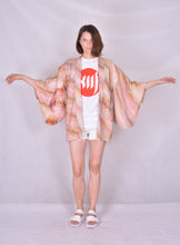 Cargar imagen en el visor de la galería, Haori Kimono Jacket Shibori Vintage Salmon Pink