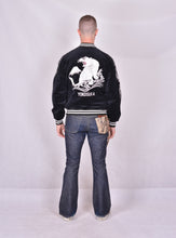 Load image into Gallery viewer, Sukajan Japanese Jacket Velvet White Tiger and Fuji