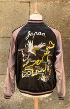 Cargar imagen en el visor de la galería, Sukajan Japanese Jacket Satin Reversible Eagle Dragon Map